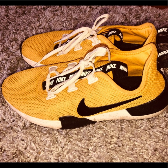 mustard yellow nike trainers